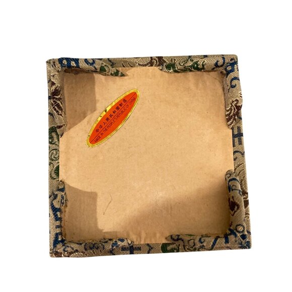 Vintage Chinese Hand Painted Egg In Glass Display Case - Picture 6 of 9